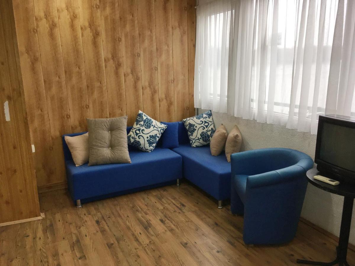 ホテル Splav Guest Hause Gusar ベオグラード エクステリア 写真
