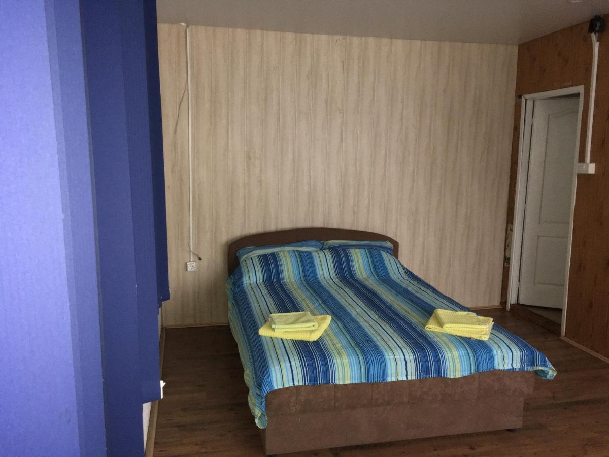 ホテル Splav Guest Hause Gusar ベオグラード エクステリア 写真